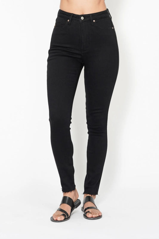 Judy Blue Full Size High Waisted Tummy Control Shield Pockets Skinny Jeans Plus Size