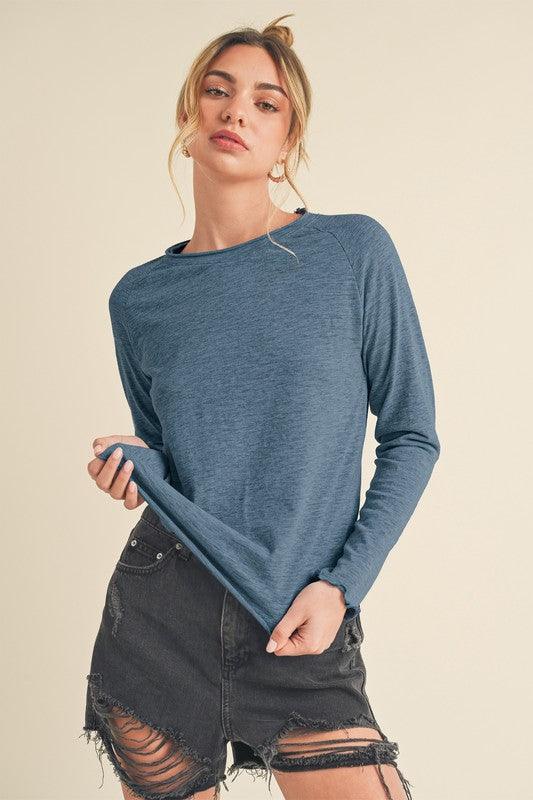 Aemi + Co Lettuce Hemline Round Neck Raglan Sleeve Tee (LAST ONE)