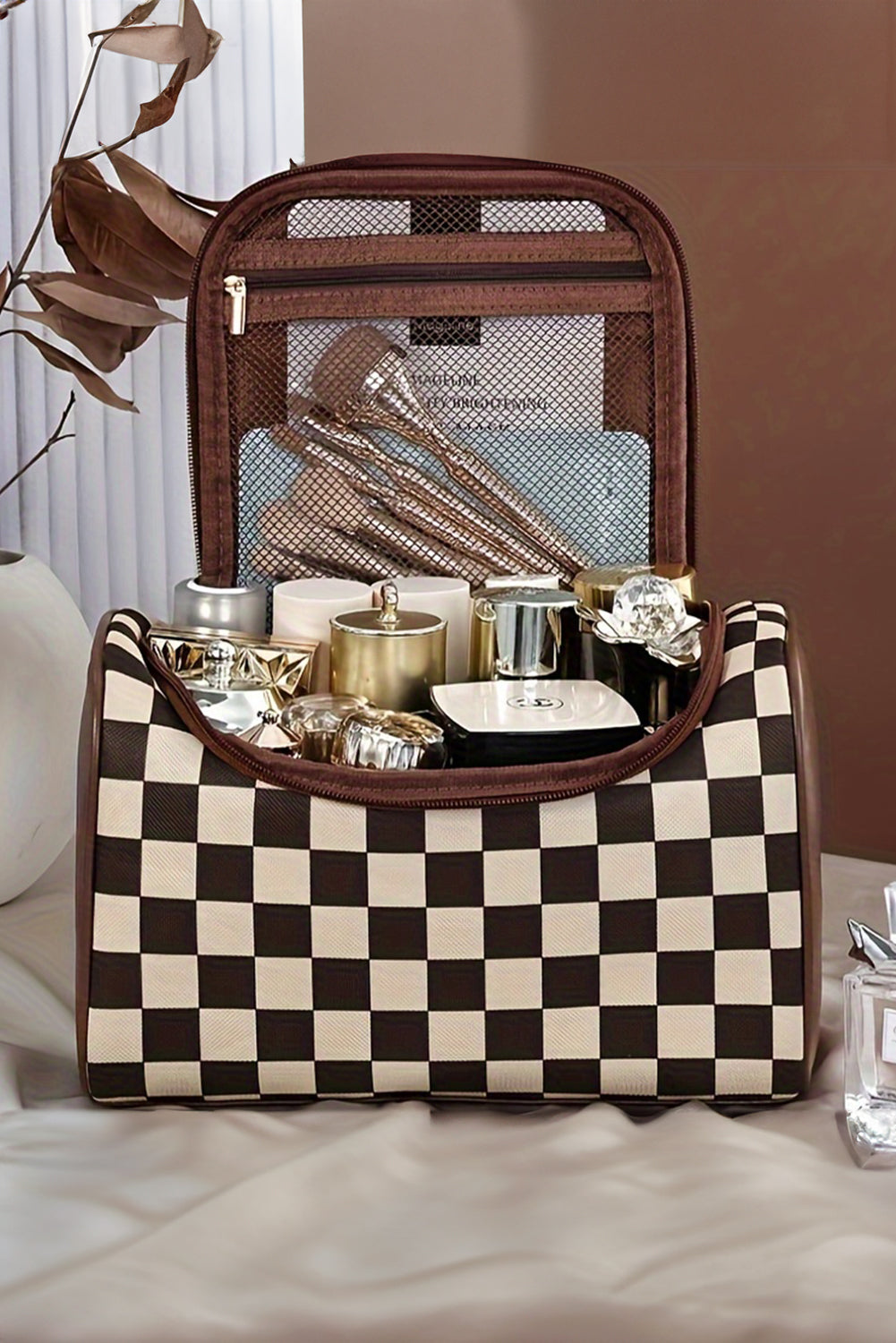 Black Checkered Zipper Makeup Bag