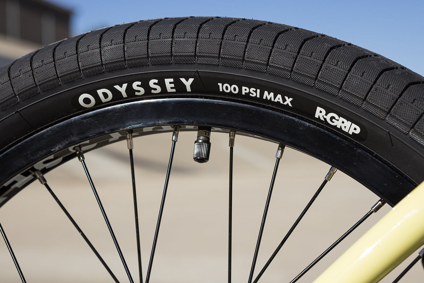 Sunday Soundwave Special (FC) 21″ Complete BMX Bike - Gloss Notepad Yellow (RHD)