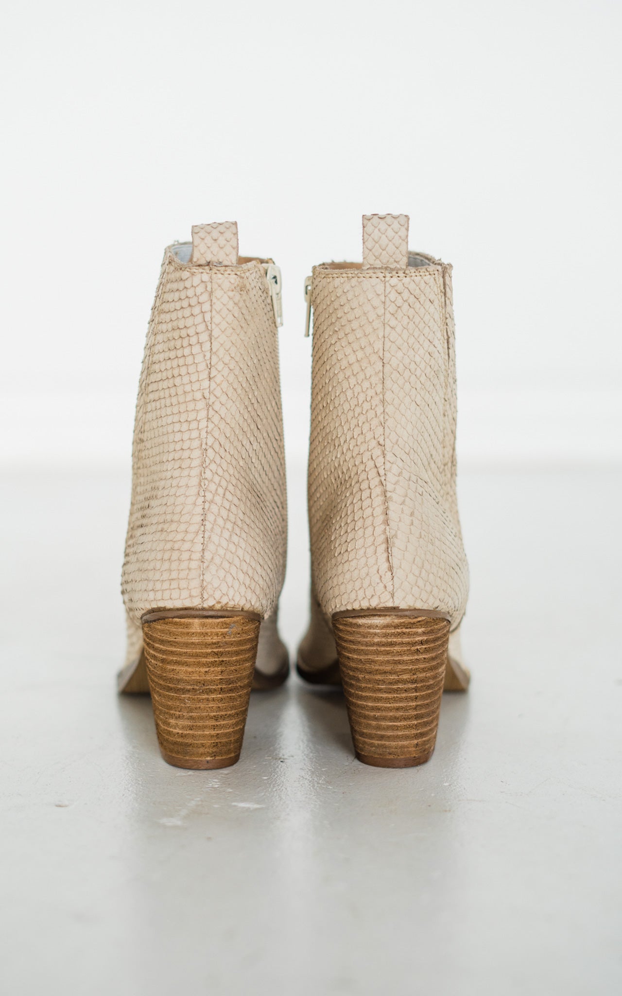 "Taris Ankle Boot in Cream