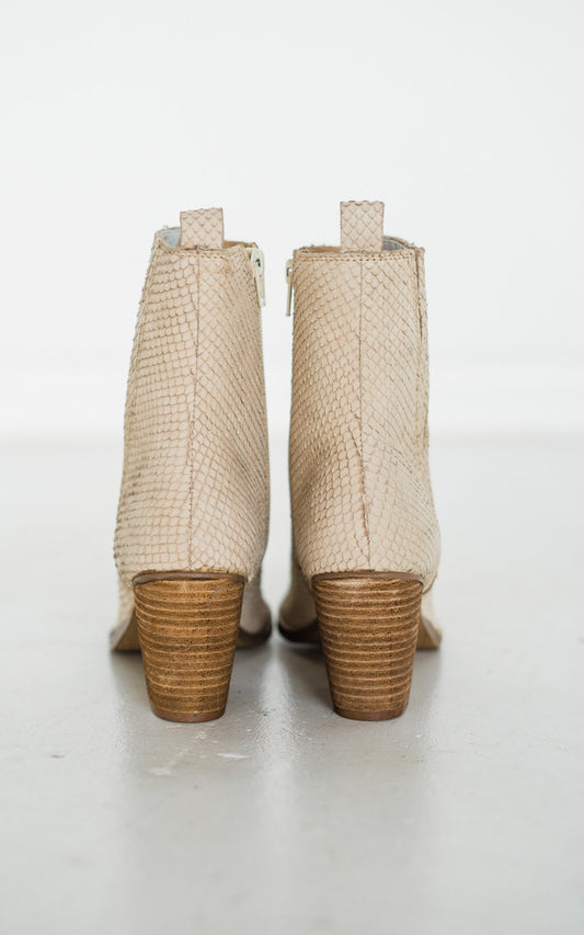 "Taris Ankle Boot in Cream